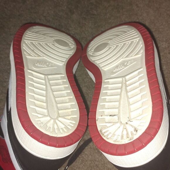 Jordan 1 High Zoom Comfort "Chicago " CT0979 610 Sz 11 Womens - Picture 8 of 8